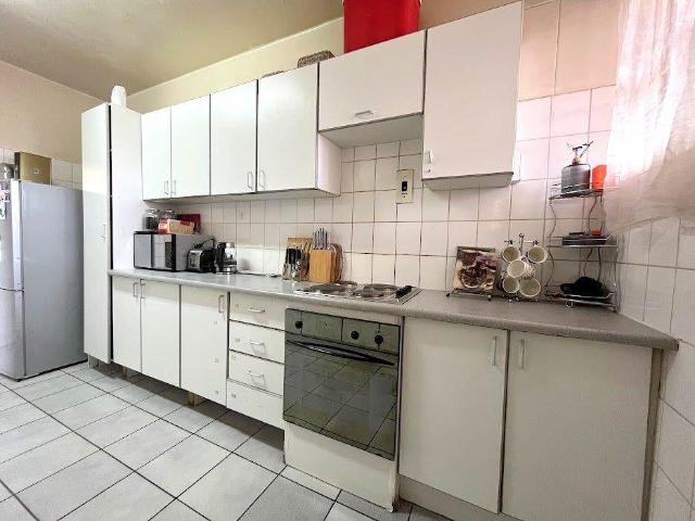 Flat for sale in Vosloorus, Gauteng