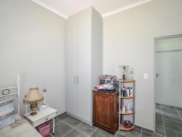 Apartment for sale in Cape Town, Western Cape