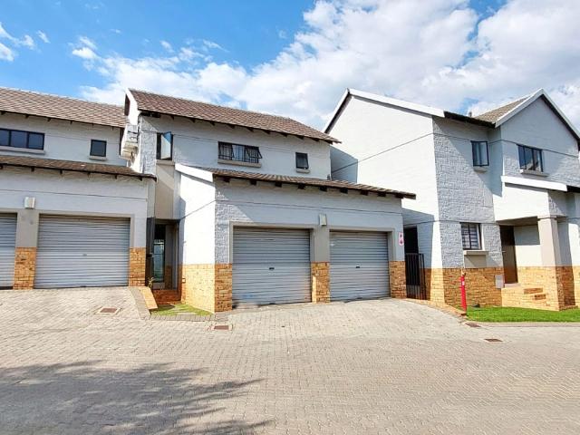 Apartment for sale in Midrand, Halfway Gardens