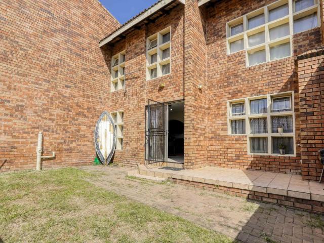 Apartment for sale in Tembisa, Gauteng