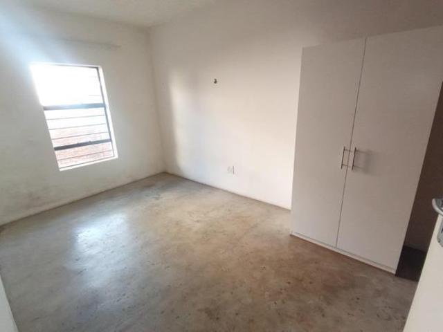 Apartment for rent in Waterkloof, Gauteng