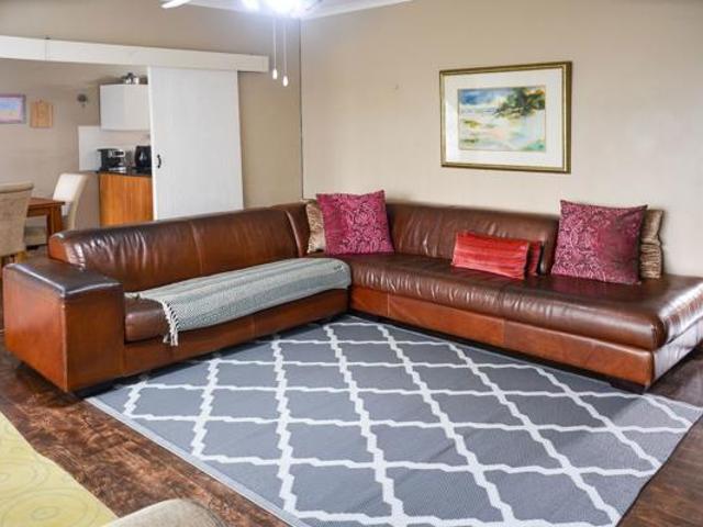 Townhouse for rent in Umgungundlovu, Kwazulu-natal