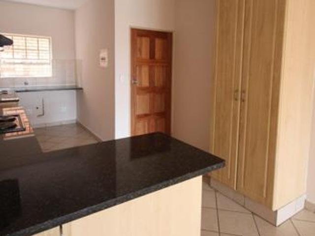 Apartment for rent in Waterkloof, Gauteng