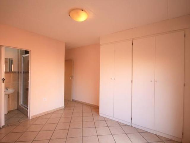 Apartment for rent in Waterkloof, Gauteng