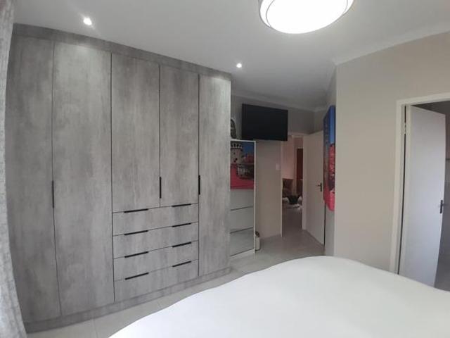 Apartment for sale in Tlhabane, North West