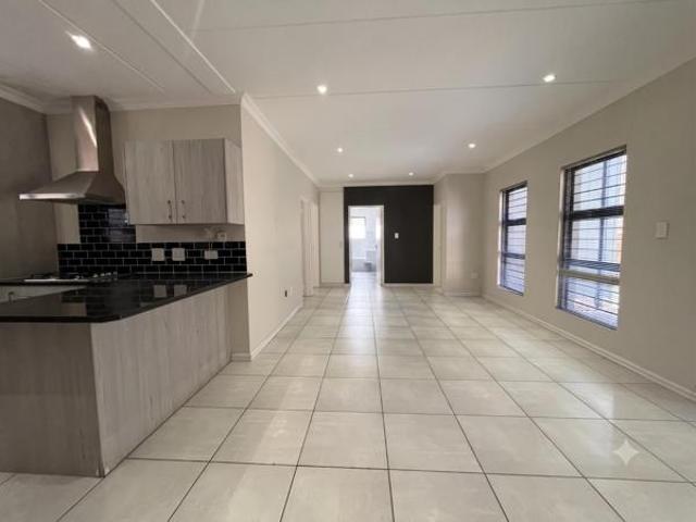 Apartment for rent in West Rand Garden estates, Westonaria Local Municipality