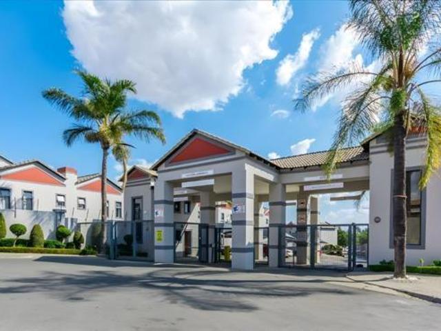 Apartment for rent in Nooitgedacht, Gauteng