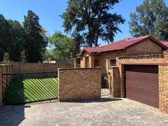 Apartment for rent in Nooitgedacht, Gauteng