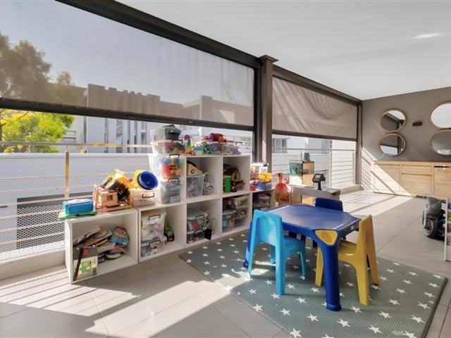 Flat for sale in Vosloorus, Gauteng