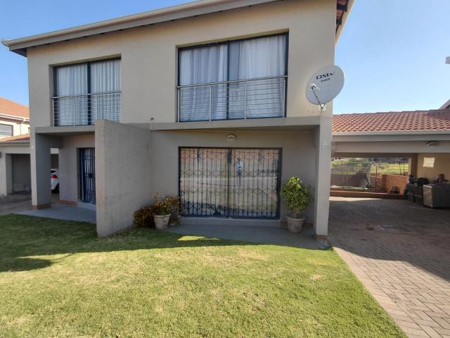 Apartment for sale in eMalahleni, Emalahleni Local Municipality