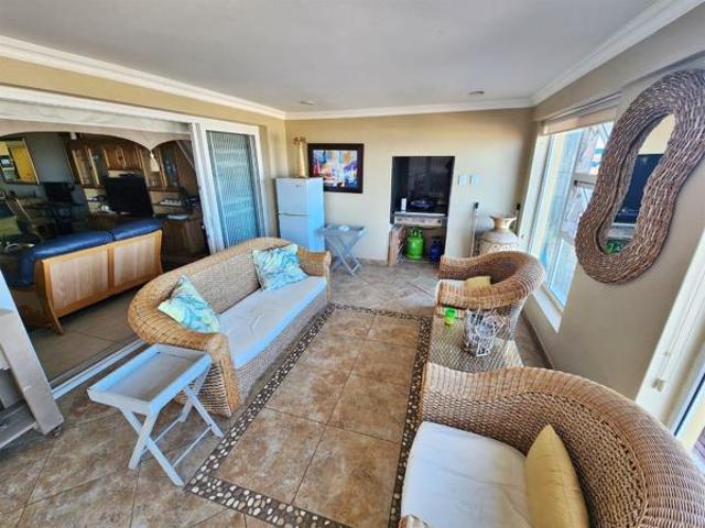 Apartment for sale in Cape St Francis, Eastern Cape