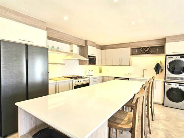 Apartment for sale in Cape St Francis, Eastern Cape