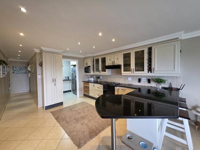 Apartment for sale in Cape St Francis, Eastern Cape