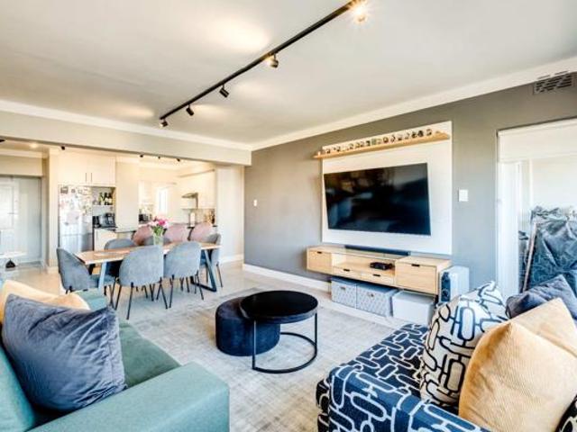 Apartment for sale in Cape Town, Western Cape