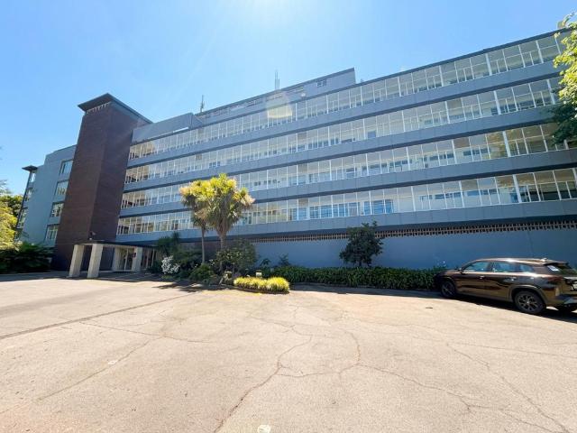 Apartment for sale in Johannesburg, City of Johannesburg Metropolitan Municipality