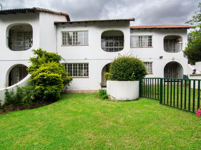 Apartment for sale in Vosloorus, Gauteng