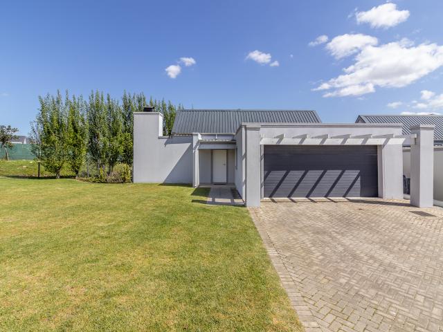 Apartment for rent in Paarl, Western Cape