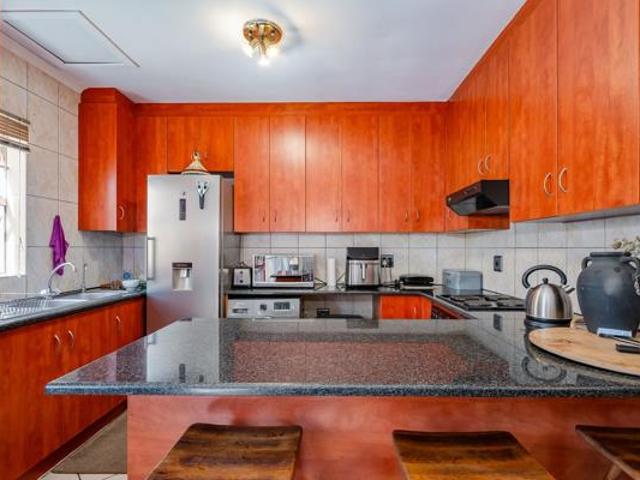 Apartment for sale in Durbanville, Western Cape