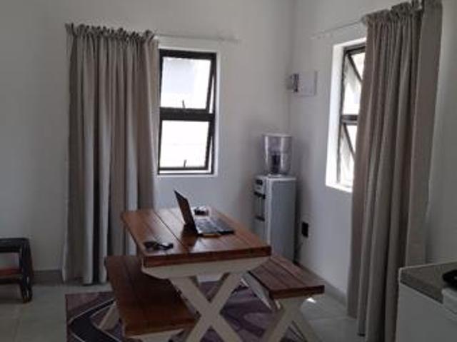 Apartment for rent in Rietpoel, Theewaterskloof Local Municipality