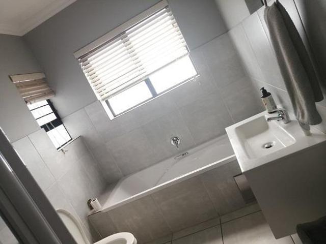 Apartment for rent in Westonaria, Gauteng