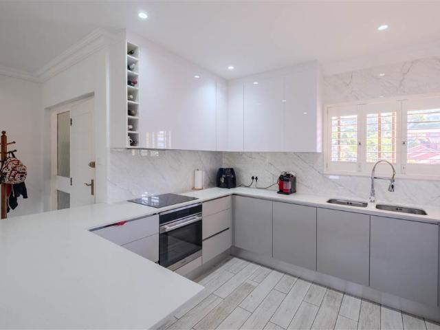 Apartment for sale in Seaview, Kwazulu-natal