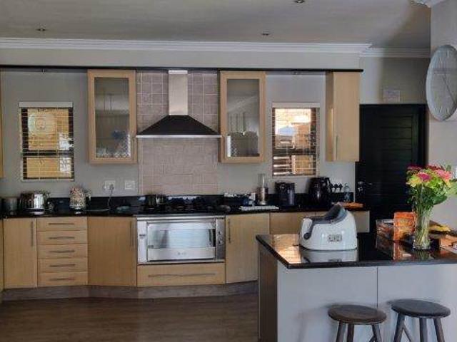 Apartment for sale in Seaview, Kwazulu-natal