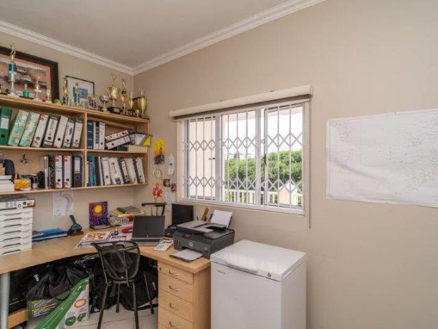 Apartment for sale in Seaview, Kwazulu-natal