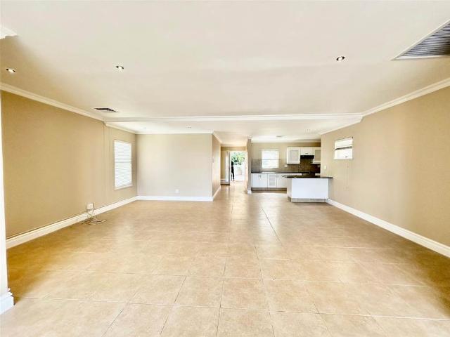 Apartment for sale in Seaview, Kwazulu-natal