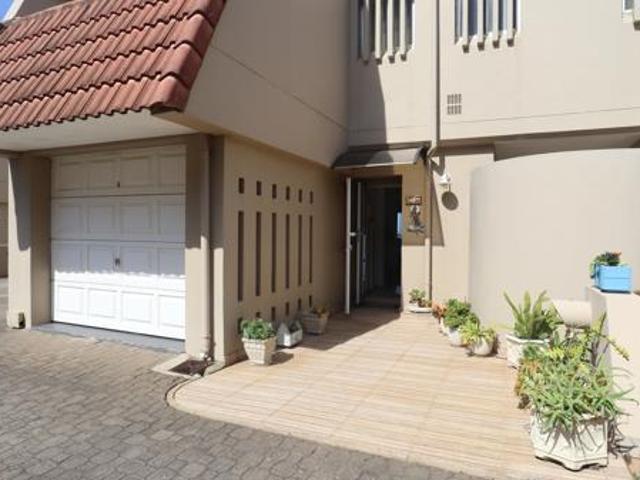 Apartment for sale in La Mercy, Kwazulu-natal