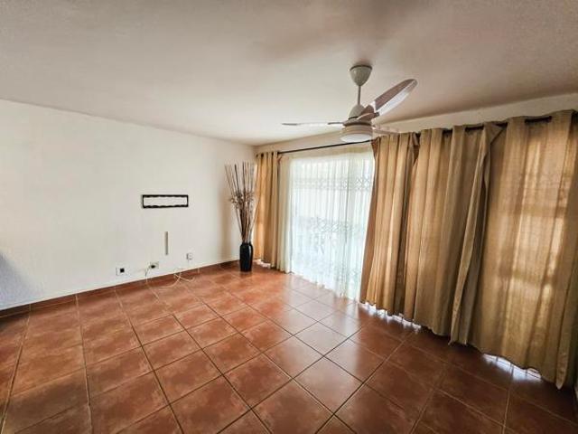 Apartment for rent in La Mercy, eThekwini Metropolitan Municipality