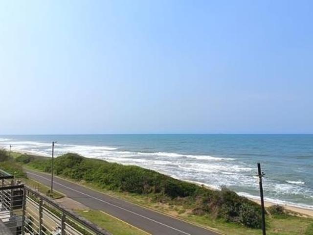 Apartment for rent in La Mercy, eThekwini Metropolitan Municipality