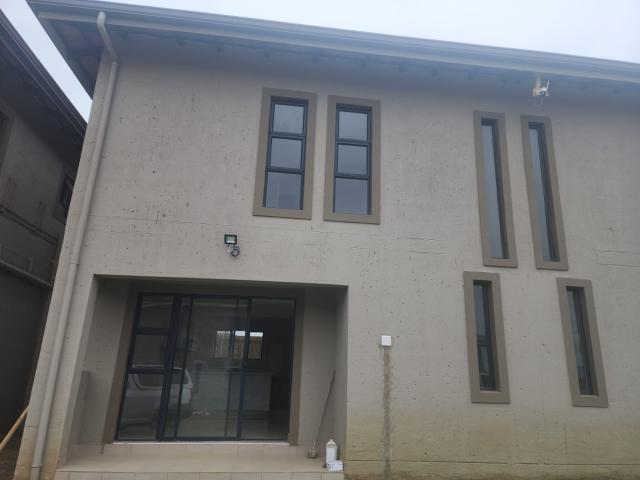 Apartment for sale in Phoenix, Kwazulu-natal