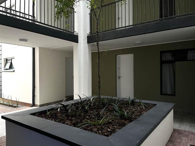 Apartment for sale in Vosloorus, Gauteng