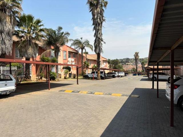 Apartment for sale in Westonaria, Gauteng