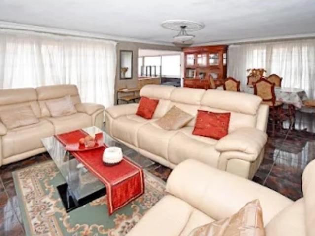 Apartment for sale in Johannesburg, City of Johannesburg Metropolitan Municipality