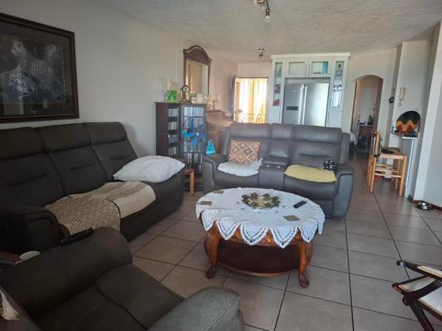 Apartment for sale in Ugu District Municipality, Kwazulu-natal
