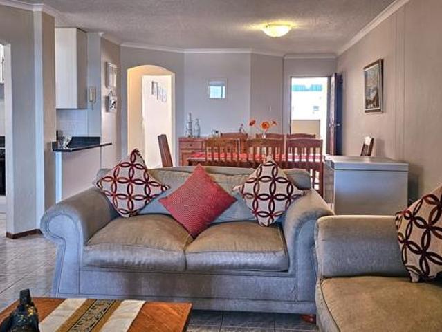 Apartment for sale in Margate, Hibiscus Coast Local Municipality
