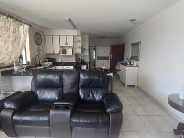 Apartment for sale in Margate, Hibiscus Coast Local Municipality