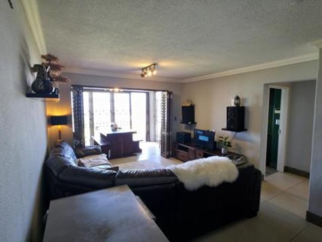 Apartment for sale in Margate, Hibiscus Coast Local Municipality