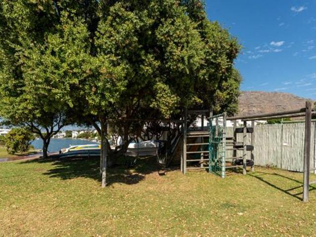 Apartment for sale in Cape Town, Western Cape