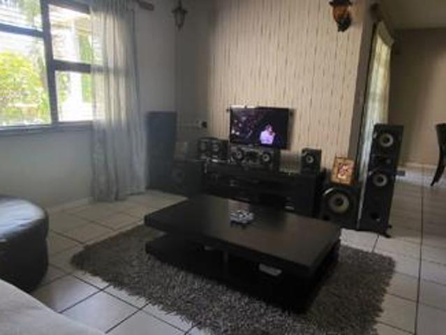 Apartment for rent in Richards Bay, uMhlathuze Local Municipality