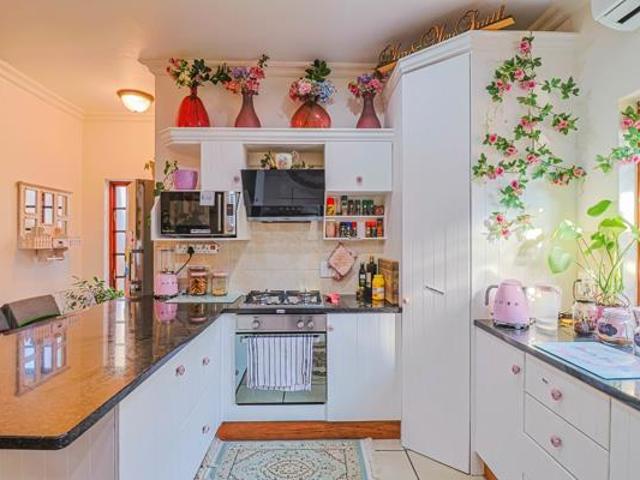 Apartment for sale in North West