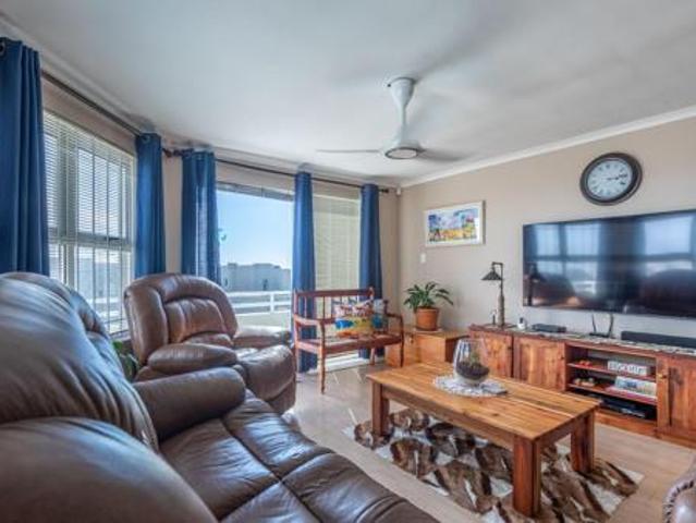 Apartment for sale in Cape Town, Western Cape