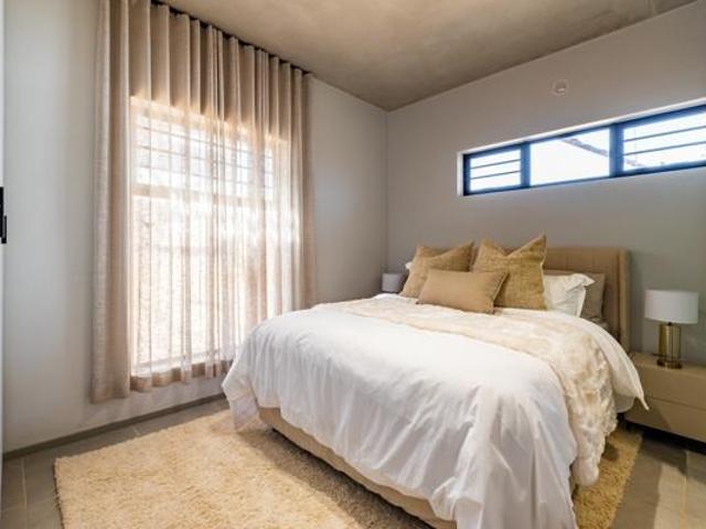 Apartment for rent in Waterkloof, Gauteng