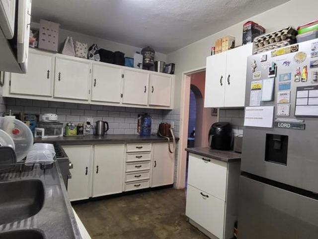 Apartment for sale in Dr Kenneth Kaunda, North West