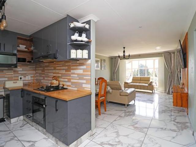 Apartment for sale in Westonaria, Gauteng