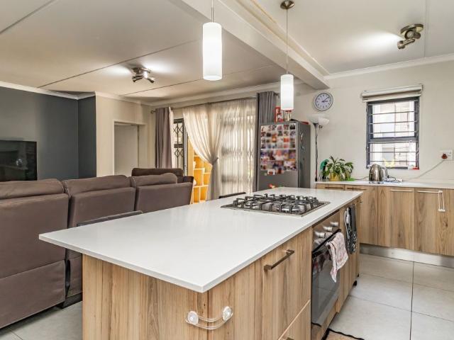 Apartment for sale in Ekurhuleni, Gauteng