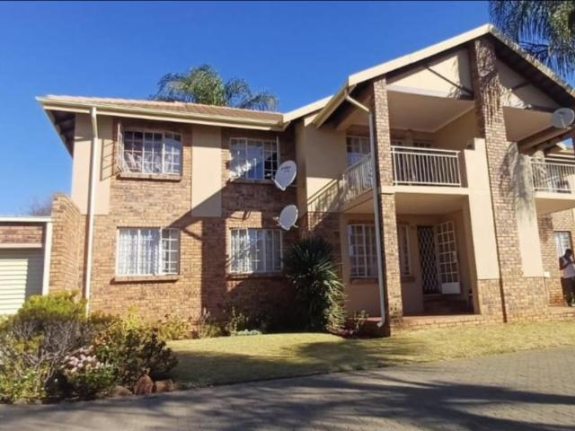 Apartment for sale in Waterkloof, Gauteng