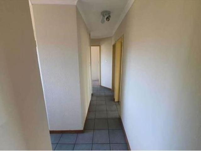 Apartment for rent in Waterkloof, Gauteng