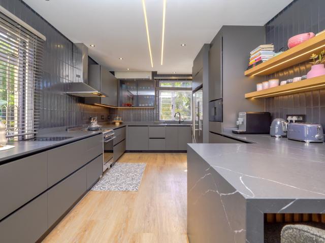 Apartment for sale in Seaview, Kwazulu-natal